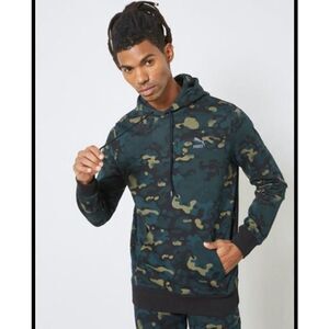 Men's Puma Green Camouflage Hoodie Size M